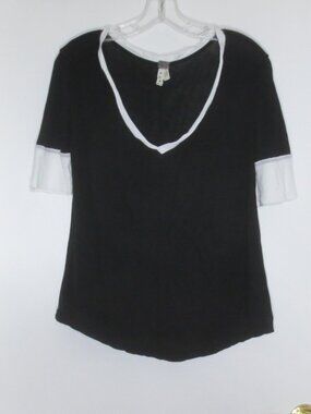 Free People Top Black White Color Block Comfy Rayon Linen V-neck T-Shirt Size S